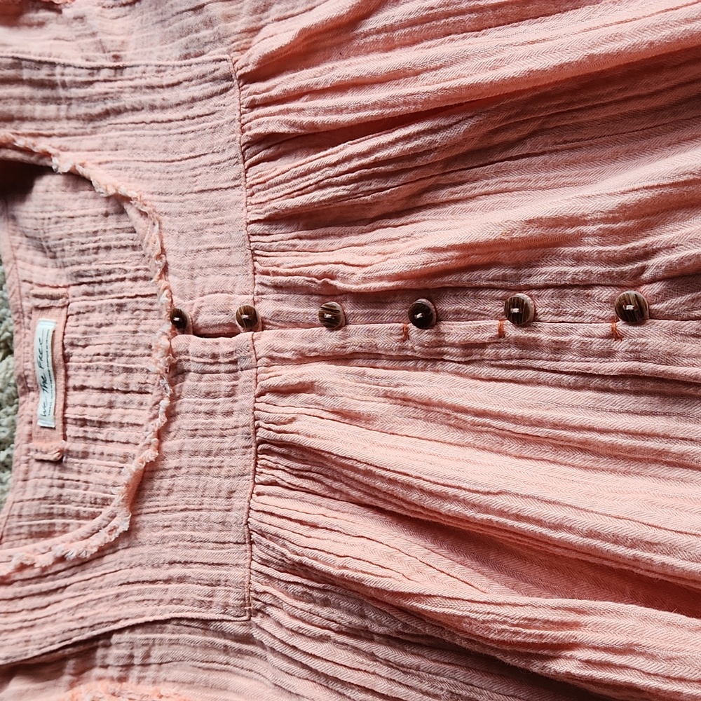 WE THE FREE Peach Long Sleeve Flowy Top wimans Size Small - Picture 13 of 13